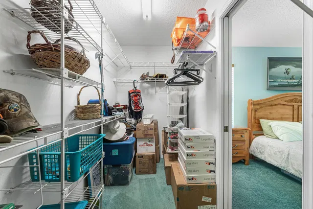  Residence photo 24