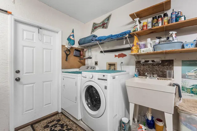  Residence photo 25