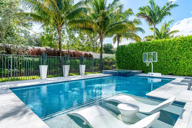 Boca Bridges Residence photo 2