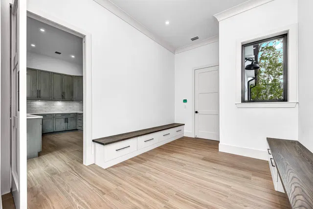  Residence photo 27