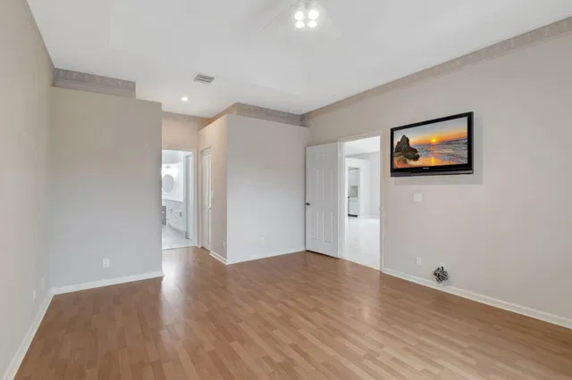 Residence photo 29