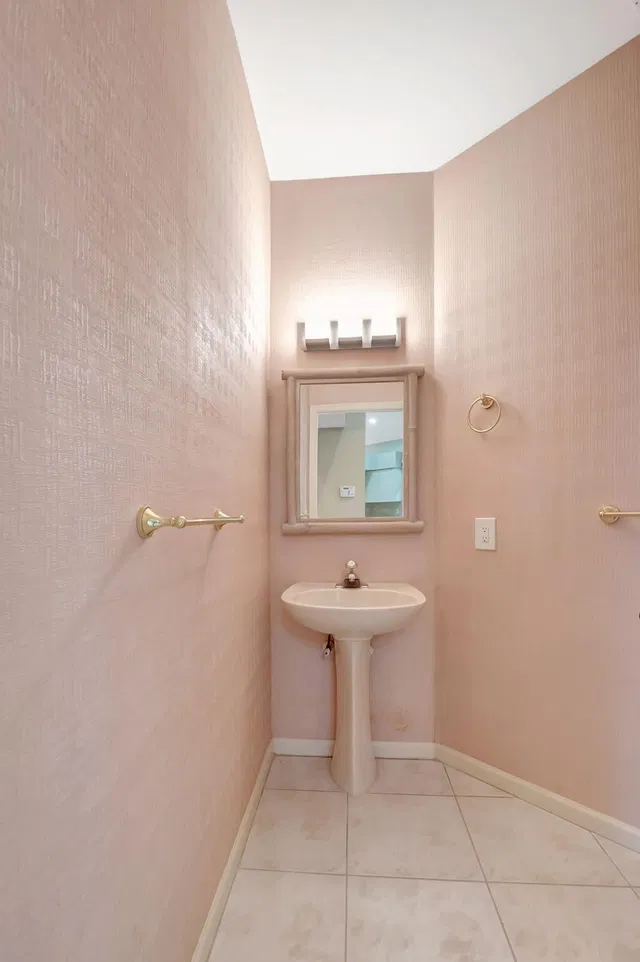Residence photo 36