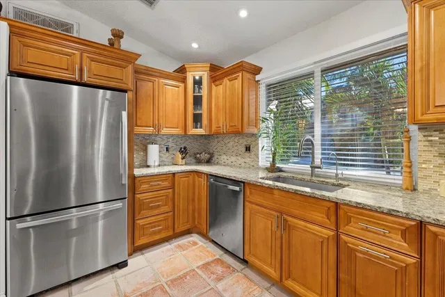 Residence photo 11