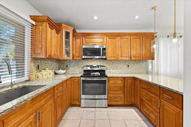 Residence photo 13