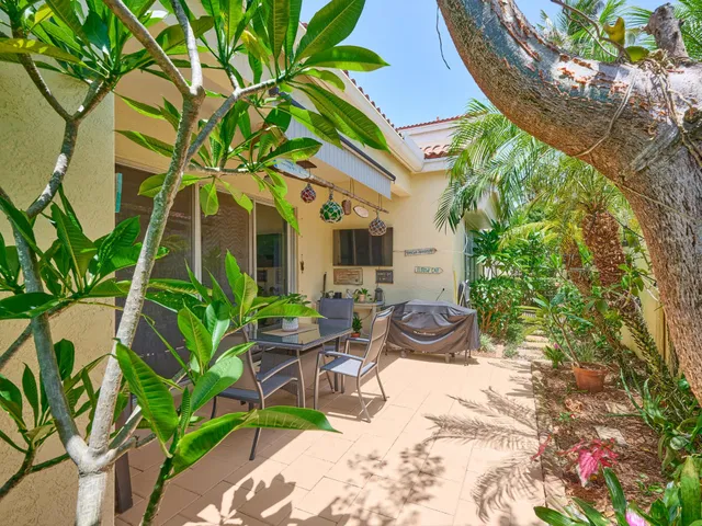 Residence photo 10