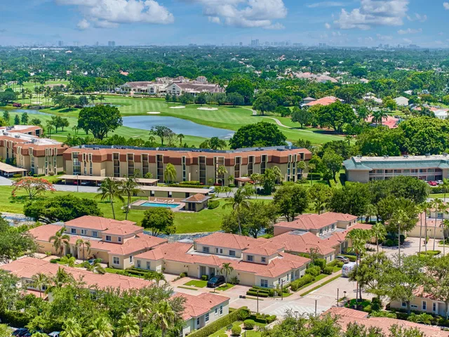 Residence photo 41