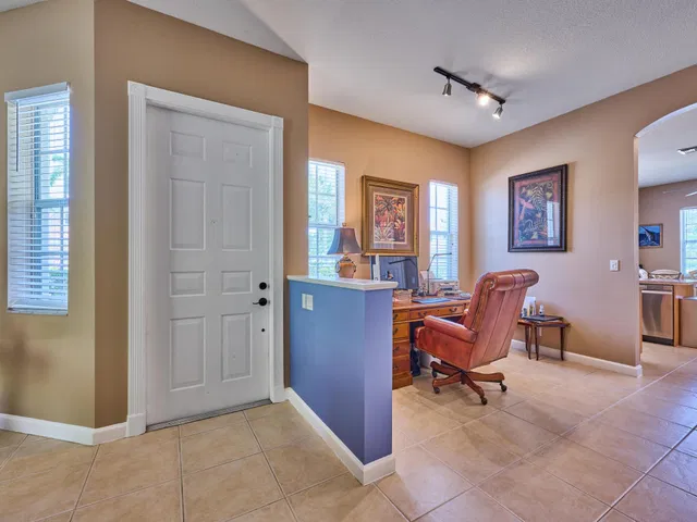 Residence photo 47