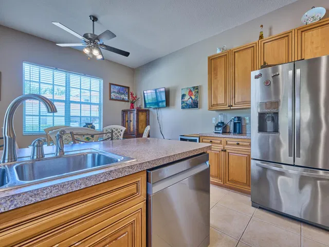 Residence photo 63