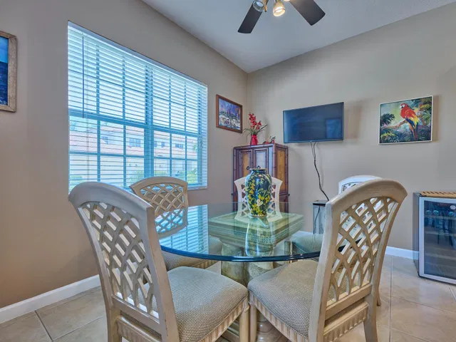 Residence photo 68