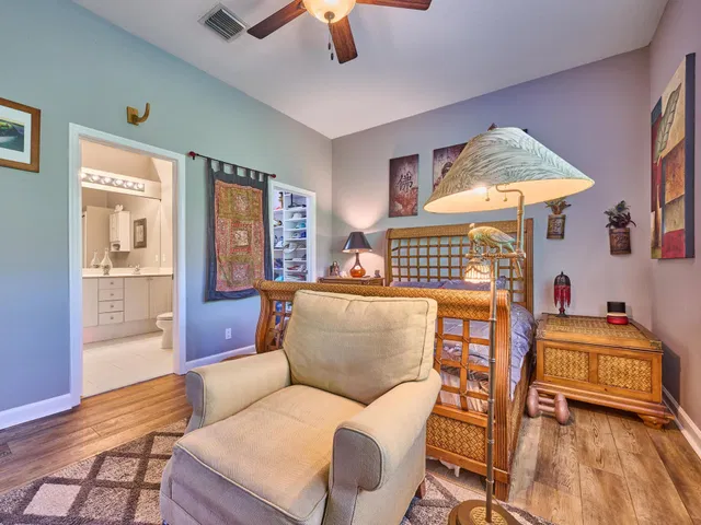 Residence photo 80