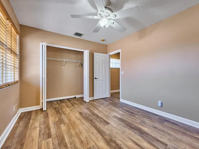 Residence photo 91