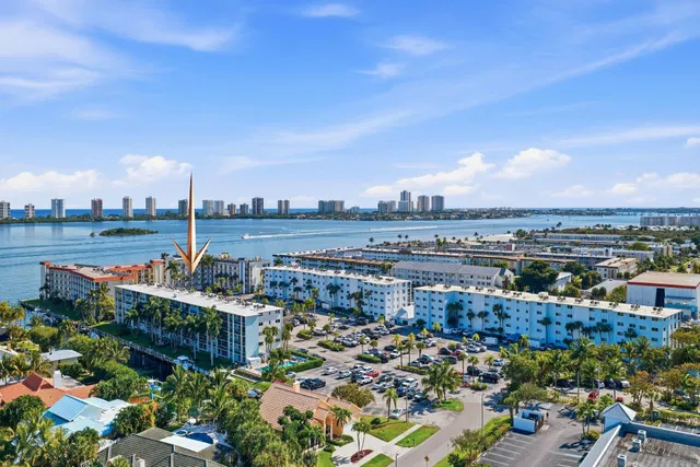 Paradise Harbour North Palm Beach Unit 203 photo 2