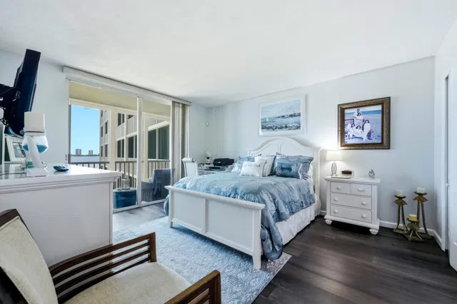 Paradise Harbour North Palm Beach Unit 203 photo 11