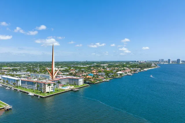 Paradise Harbour North Palm Beach Unit 203 photo 23