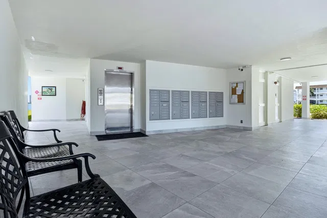 Paradise Harbour North Palm Beach Unit 203 photo 26