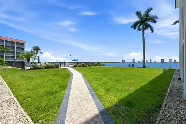 Paradise Harbour North Palm Beach Unit 203 photo 27