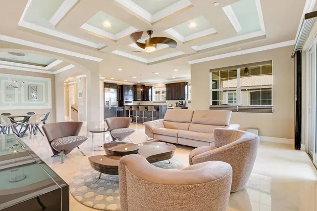 Jupiter Country Club Unit 165 photo 4