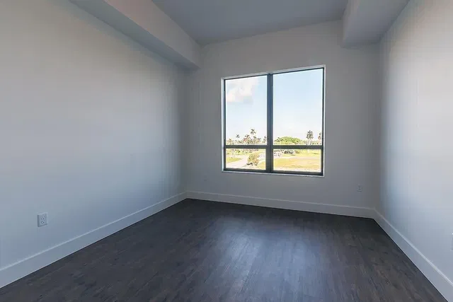 Downtown West Palm Beach Unit 411 photo 7