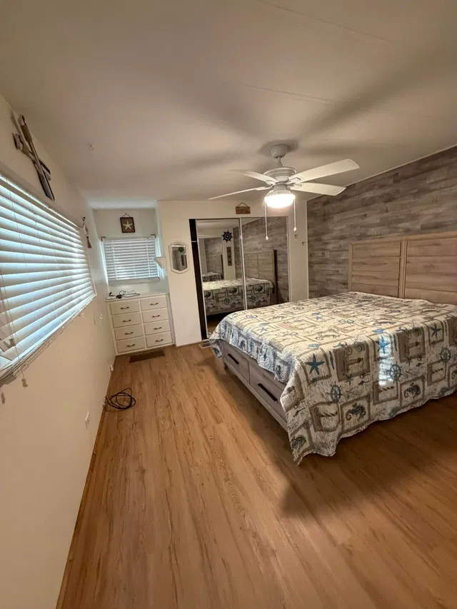 Unit 119 photo 6