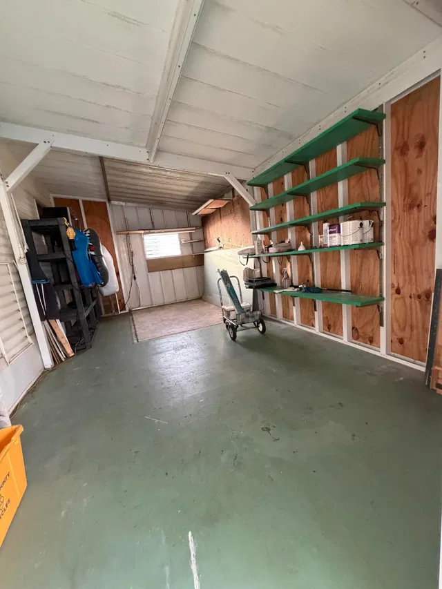 Unit 119 photo 14