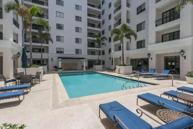 233 S Federal Boca Unit 514 photo 18