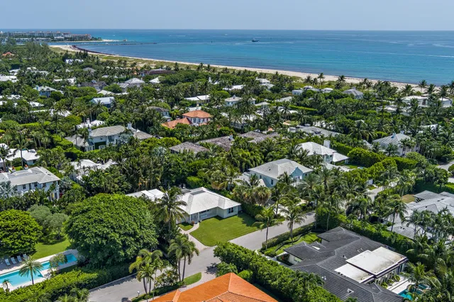 North End Palm Beach Residence photo 13