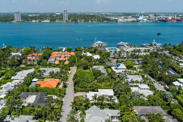 North End Palm Beach Residence photo 14