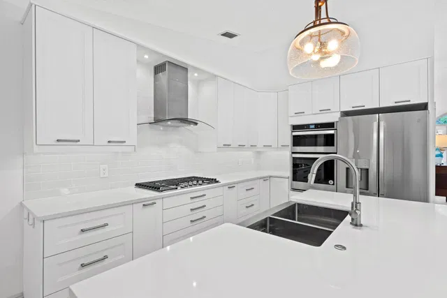  Residence photo 15