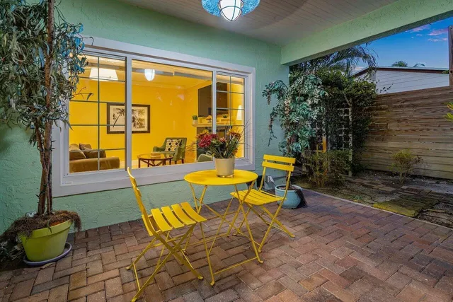 Residence photo 11