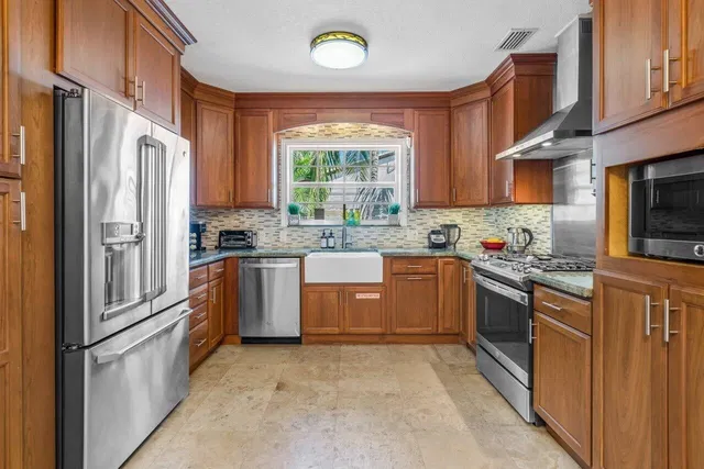 Residence photo 24