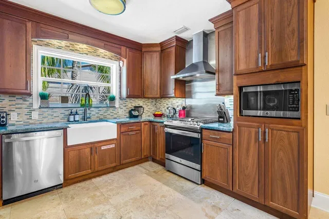 Residence photo 25