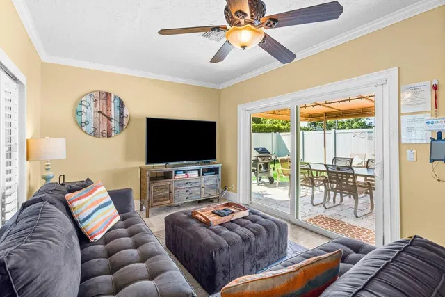 Residence photo 39