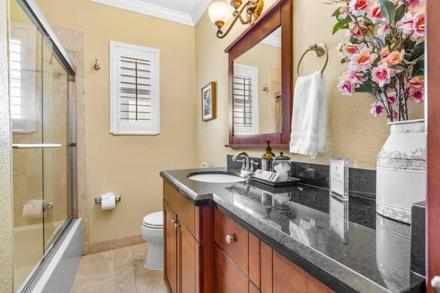 Residence photo 46