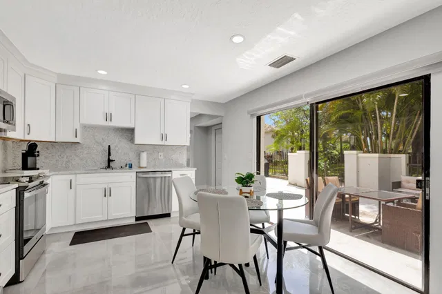 PGA National Palm Beach Gardens Unit 4 photo 22