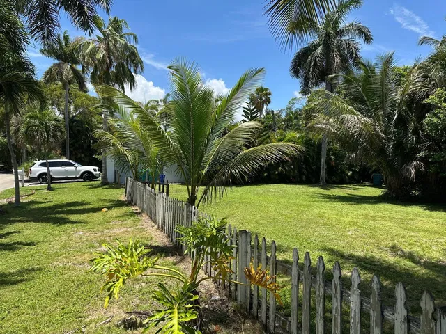 Residence photo 6