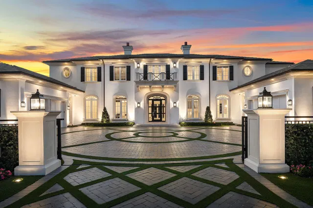 Residence photo 3