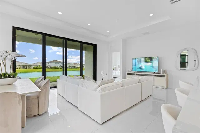  Residence photo 18