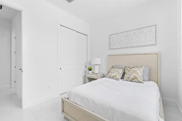  Residence photo 28
