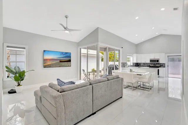 PGA National Palm Beach Gardens Residence photo 8