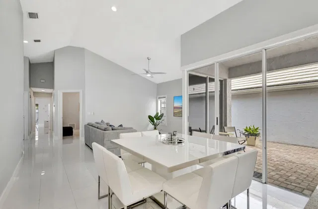 PGA National Palm Beach Gardens Residence photo 15