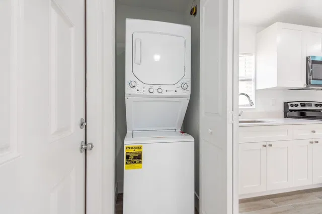  Unit 2 photo 17