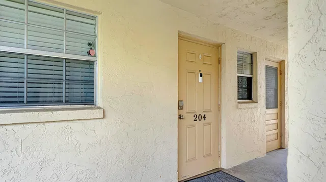 Unit 204C photo 2