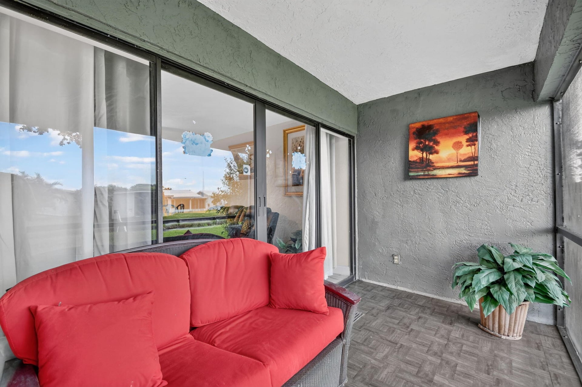 Unit J107 photo 33