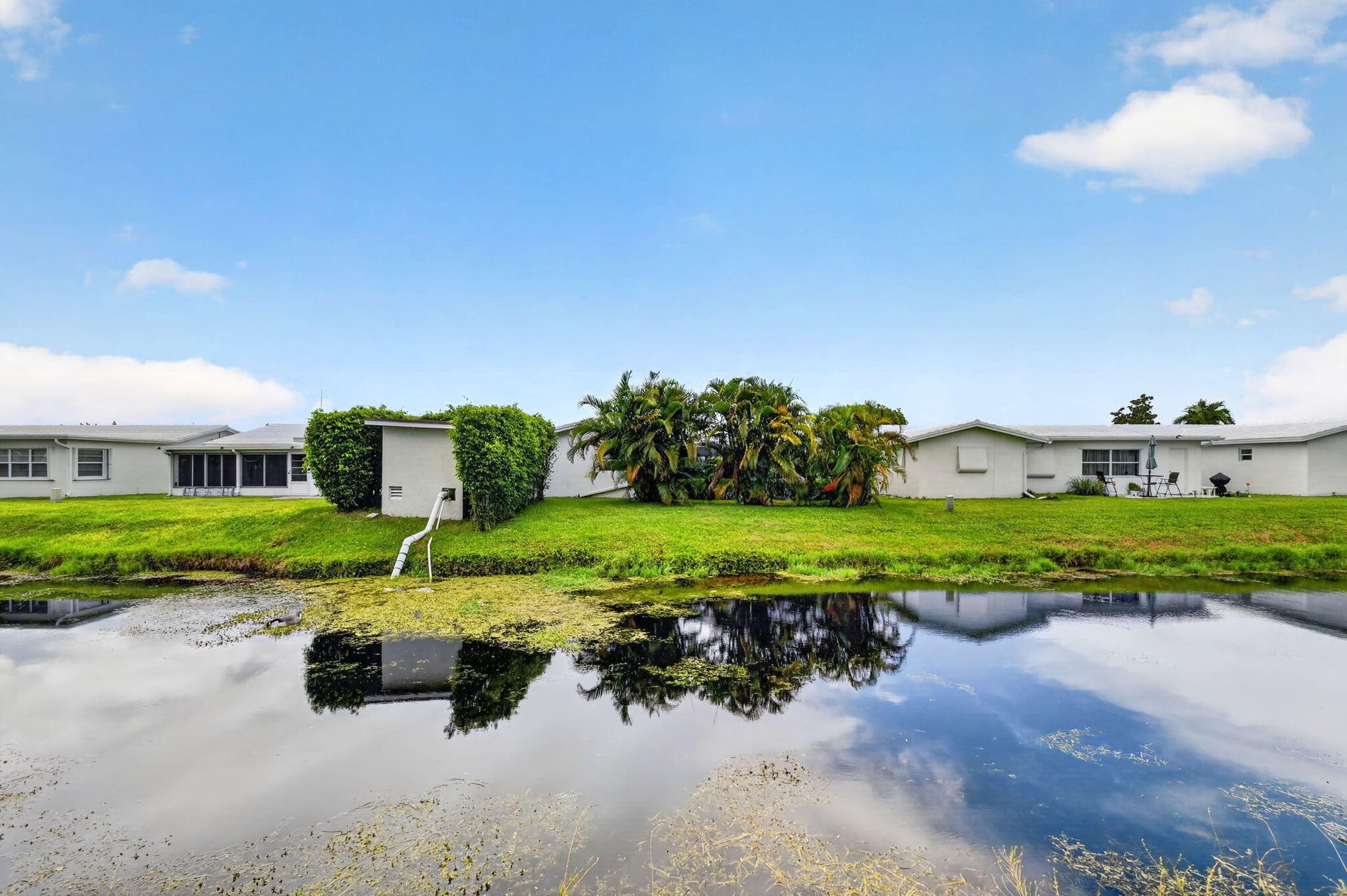 Unit J107 photo 38