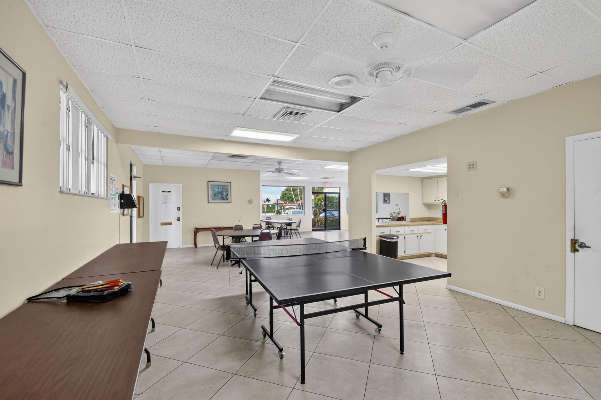 Unit J107 photo 45