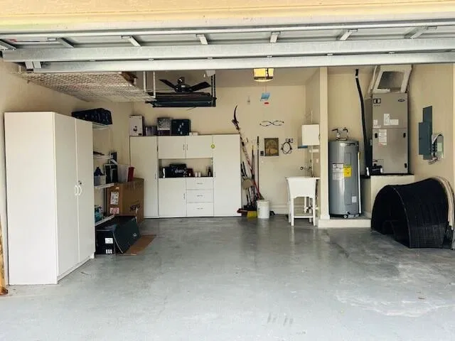 Residence photo 36