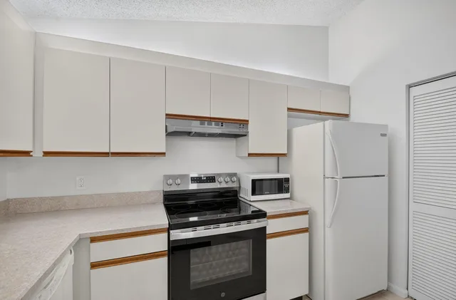 Residence photo 14