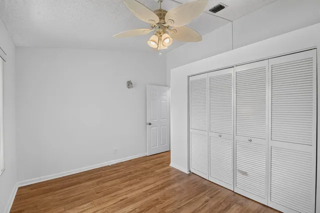 Residence photo 24