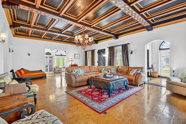  Residence photo 13
