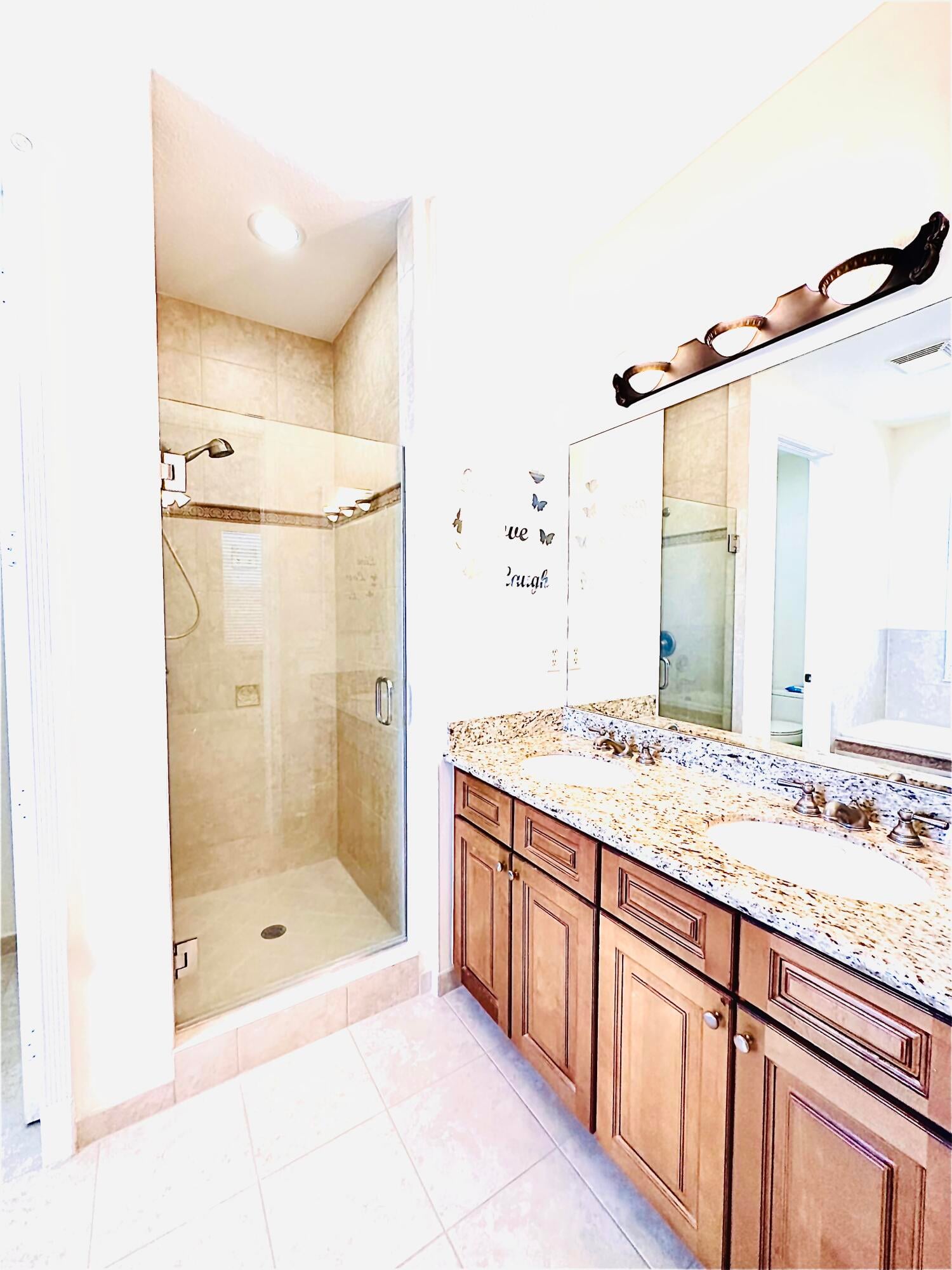 Residence photo 25